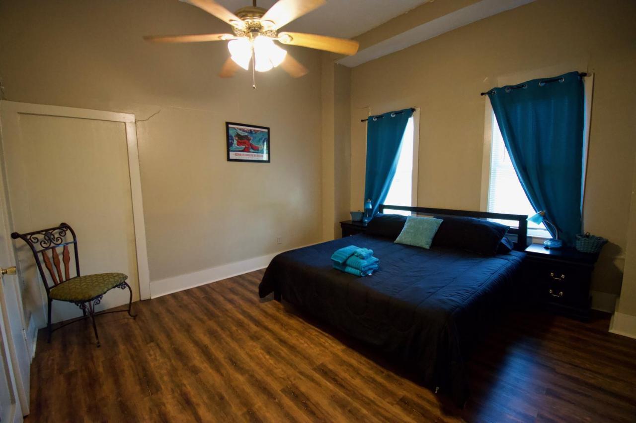 Cajun Hostel Downtown Lafayette Extérieur photo