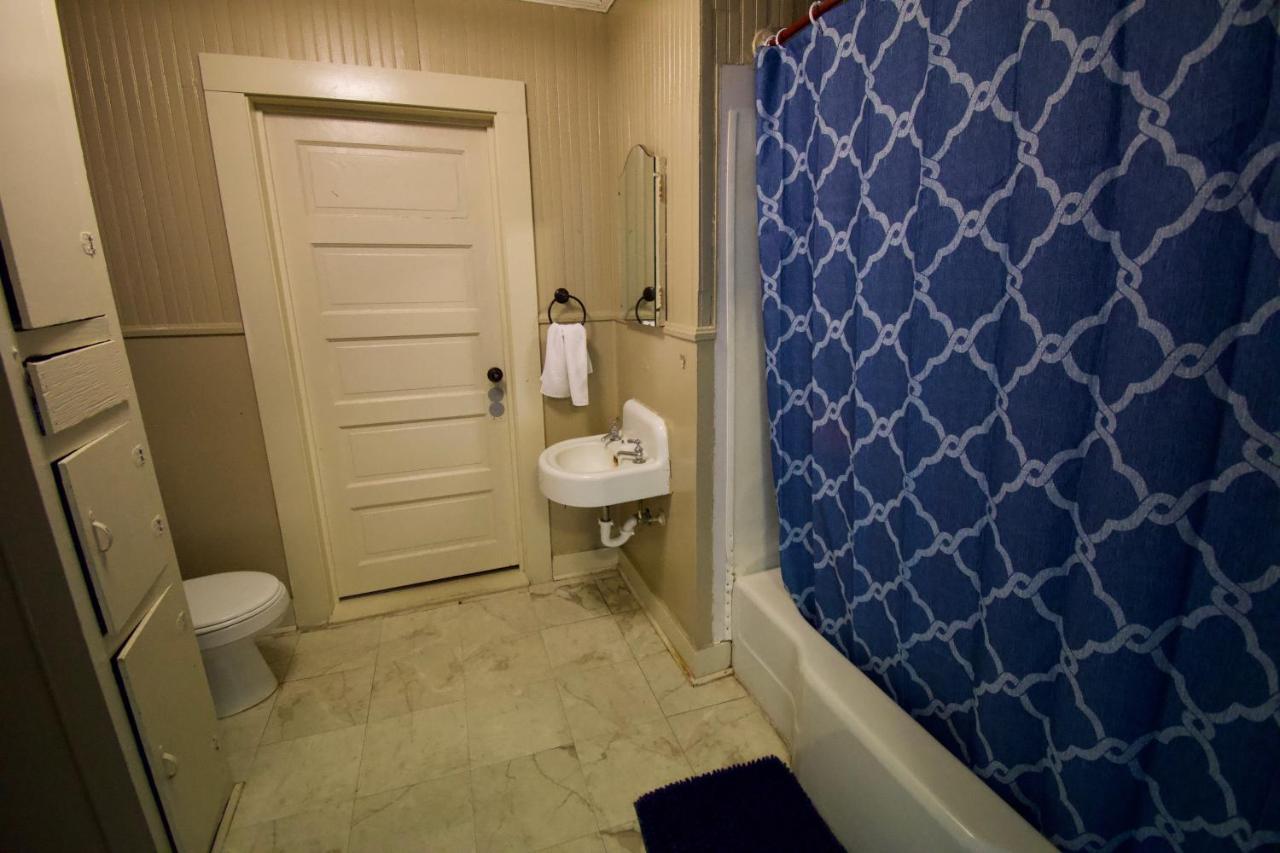 Cajun Hostel Downtown Lafayette Extérieur photo