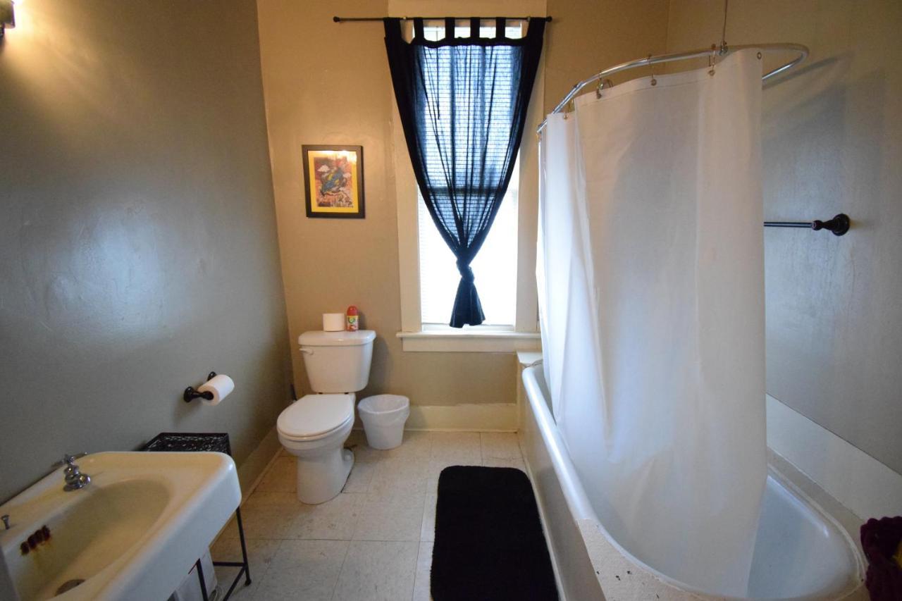 Cajun Hostel Downtown Lafayette Extérieur photo