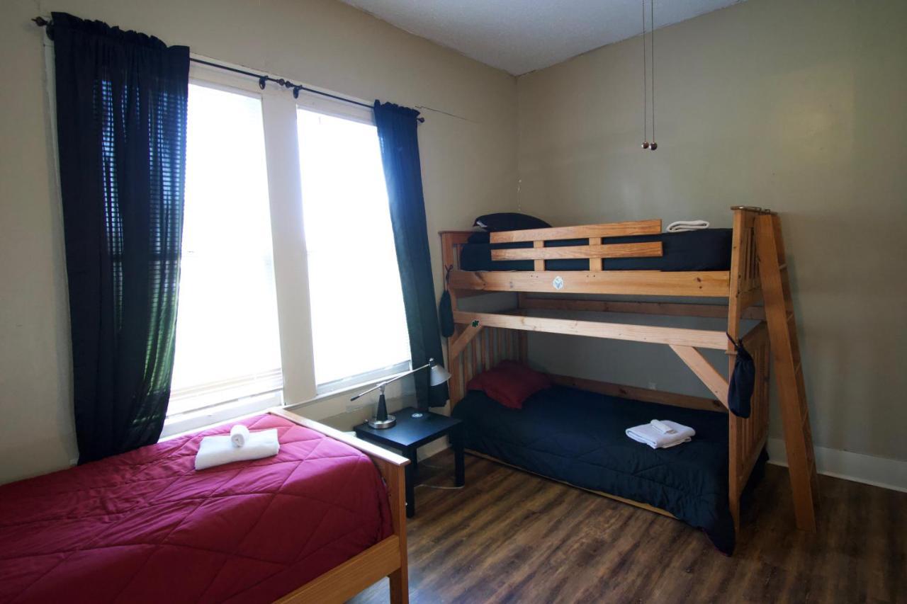 Cajun Hostel Downtown Lafayette Extérieur photo